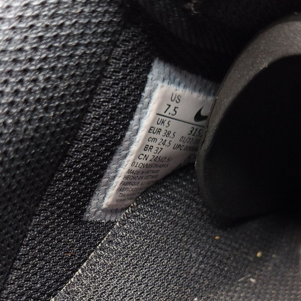 Black Leather Airforce 1s Low-Top Sneakers for Women Classic Everyday Style Q4 - Picture 7 of 7
